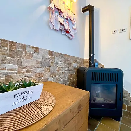 “la Casetta Nel Borgo” * Cerveteri